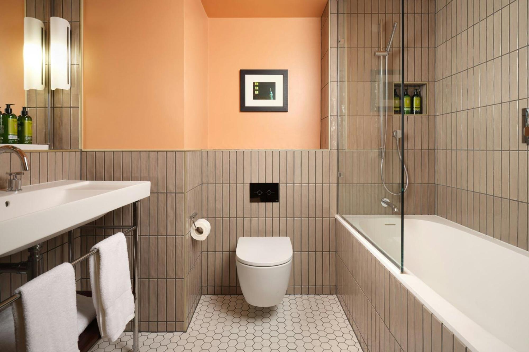St. Pancras London, Autograph Collection 5* London
